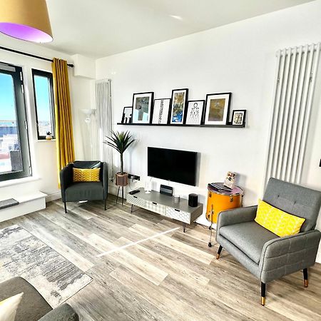 The Penthouse Margate, Balconies, Sea View, Gated Parking, Air Con! Apartman Kültér fotó